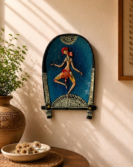Handmade Bamboo Kulo Soop (Multi Coloured Standing Man Wall Hanging : Blue)
