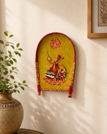 Handmade Bamboo Kulo Soop _ Sitting Man
