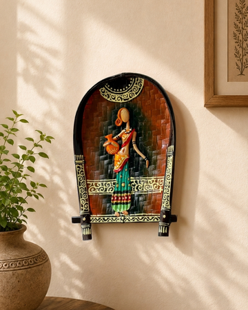 Handmade Bamboo Kulo Soop - Standing Woman