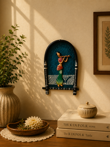 Handmade Bamboo Kulo Soop -Standing Woman (Any one of the Available Designs Will be Delivered.)
