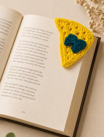 Crochet Book Mark - Triangle Shape