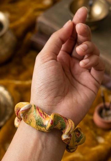 Handcrafted Lac Bangles
