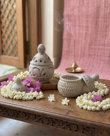 Handi shape Marble Box