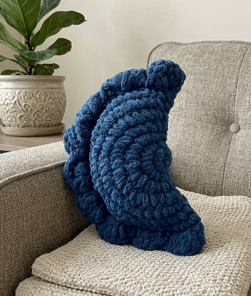 Handcrafted Crochet Moon (Blue)