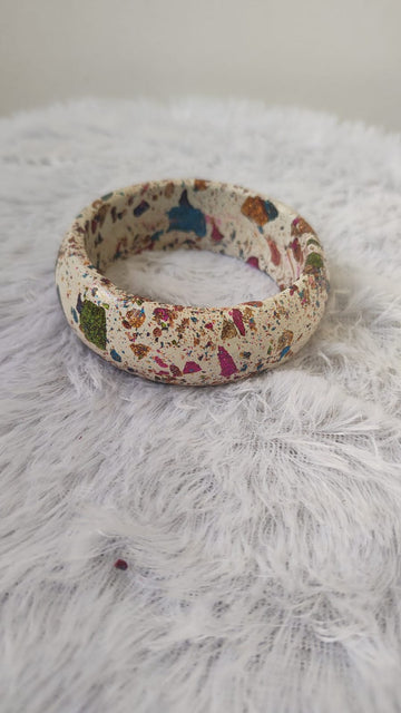 Lac Bangles