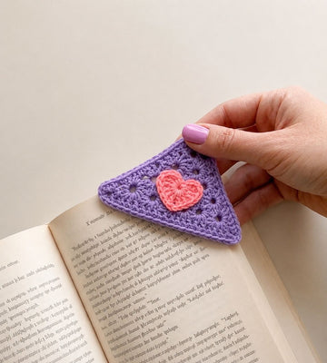 Crochet Book Mark - Triangle Shape