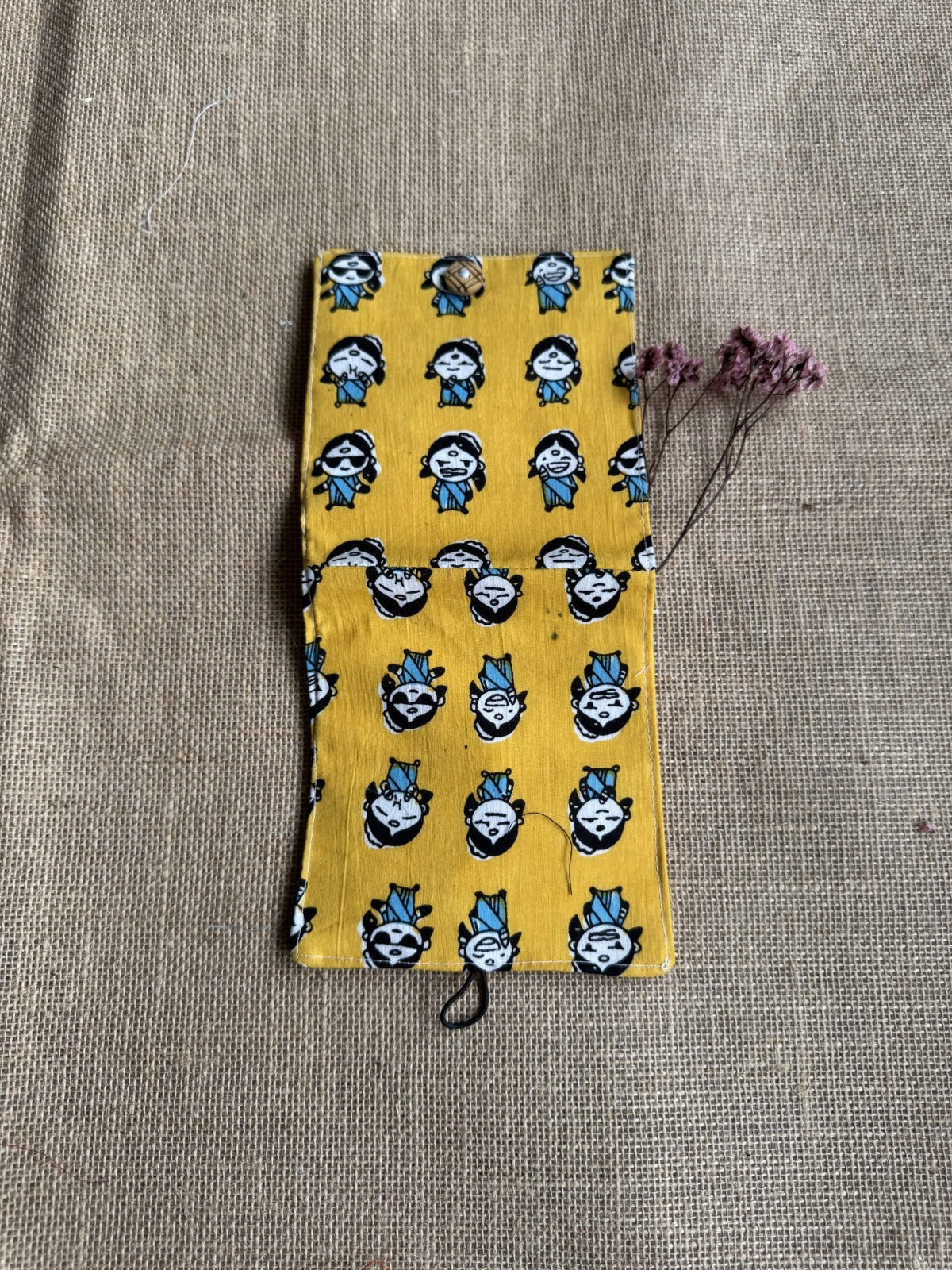 Sanitary and cosmetic pouch - Floral print