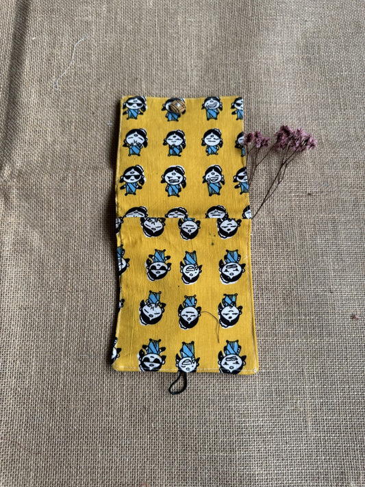 Sanitary and cosmetic pouch - Floral print