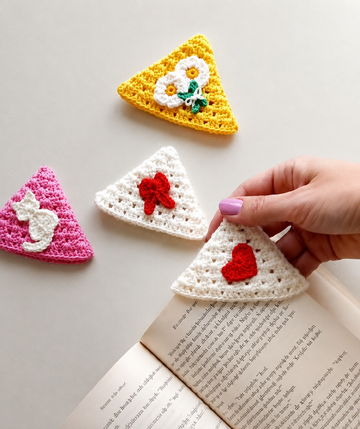 Crochet Book Mark - Triangle Shape