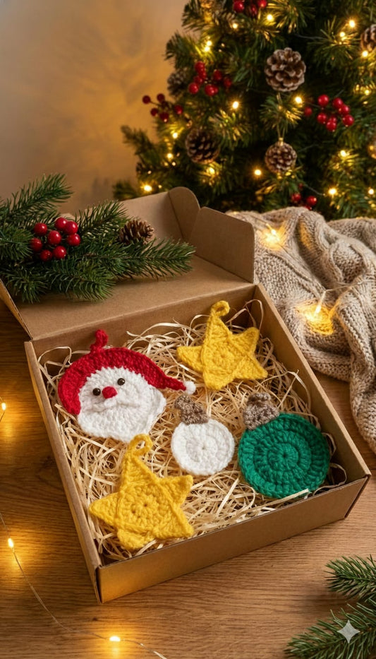 Diffrent Customised Hampers - Christmas Hamper