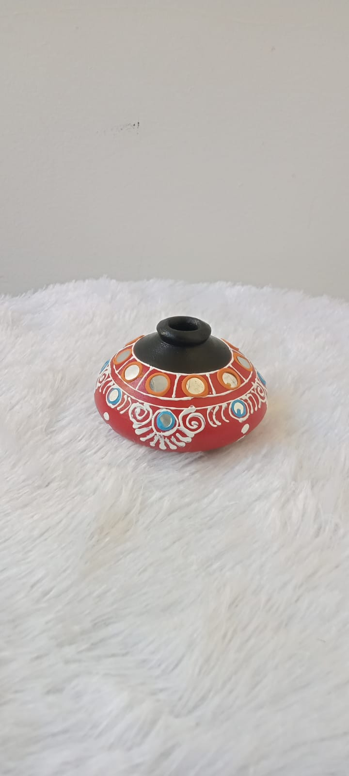Glass work Pottery - 3 Inch - Glass work with Mandala art (Red & Blue & Yellow)