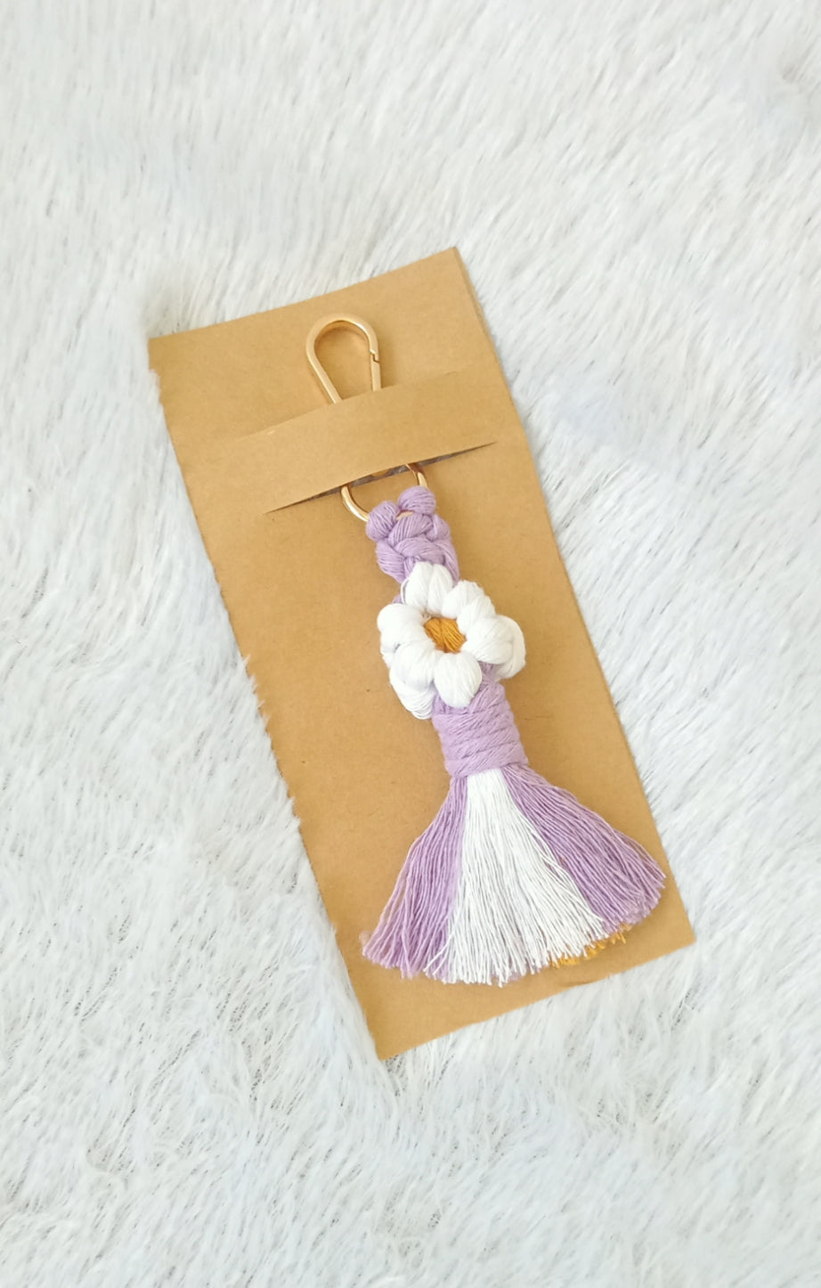 Daisy keychain